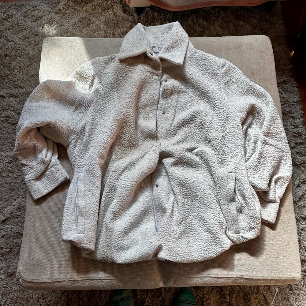 ALO Yoga Cream Textured Jacket